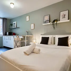 Equipped In Vieux-lille Near Grand Place Appartement
